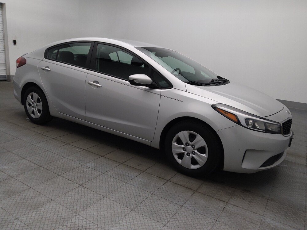 2017 Kia Forte in Jacksonville, FL 32210 - 18133694 11