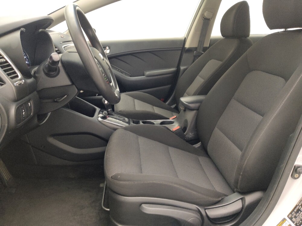 2017 Kia Forte in Jacksonville, FL 32210 - 18133694 17