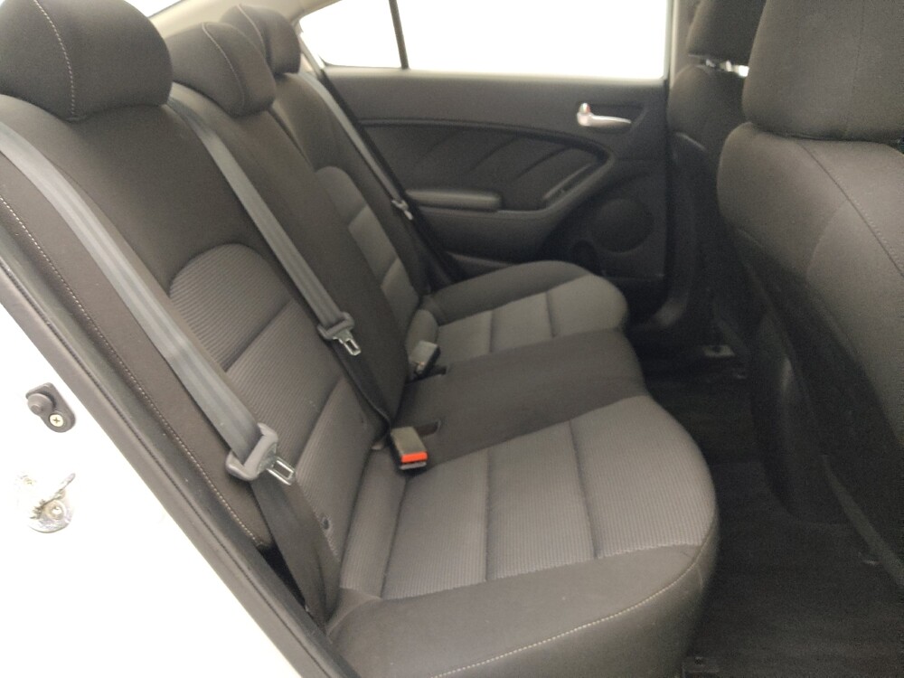 2017 Kia Forte in Jacksonville, FL 32210 - 18133694 19