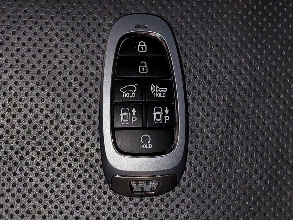 2021 Hyundai Santa Fe in Ocala, FL 34471 - 18133702 32