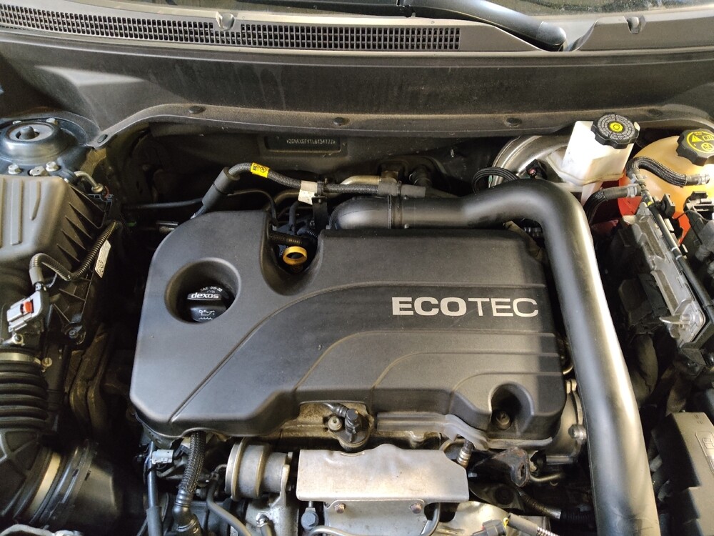 2020 Chevrolet Equinox in Salem, VA 24153 - 18133708 30