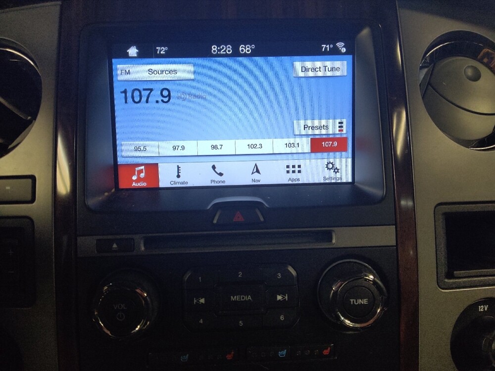 2017 Ford Expedition in Salem, VA 24153 - 18133709 25