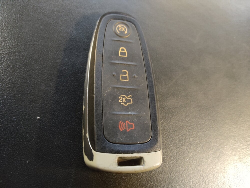 2017 Ford Expedition in Salem, VA 24153 - 18133709 32