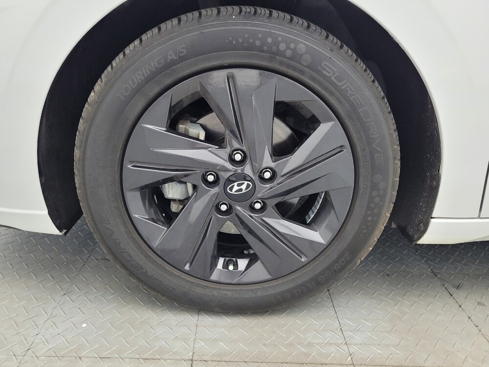 2022 Hyundai Elantra in Greenville, SC 29607 - 18133714 31