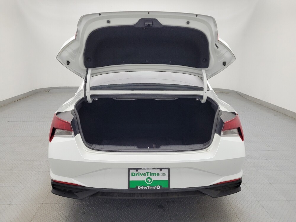 2022 Hyundai Elantra in Greenville, SC 29607 - 18133714 29