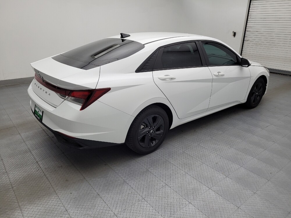 2022 Hyundai Elantra in Greenville, SC 29607 - 18133714 10