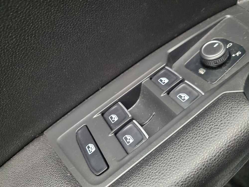 2020 Volkswagen Tiguan in Madison, TN 37115 - 18133723 27