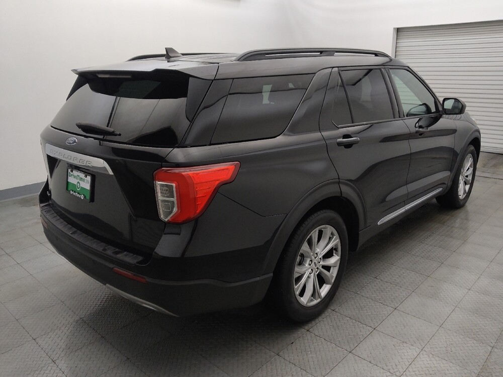 2021 Ford Explorer in Houston, TX 77034 - 18133730 9