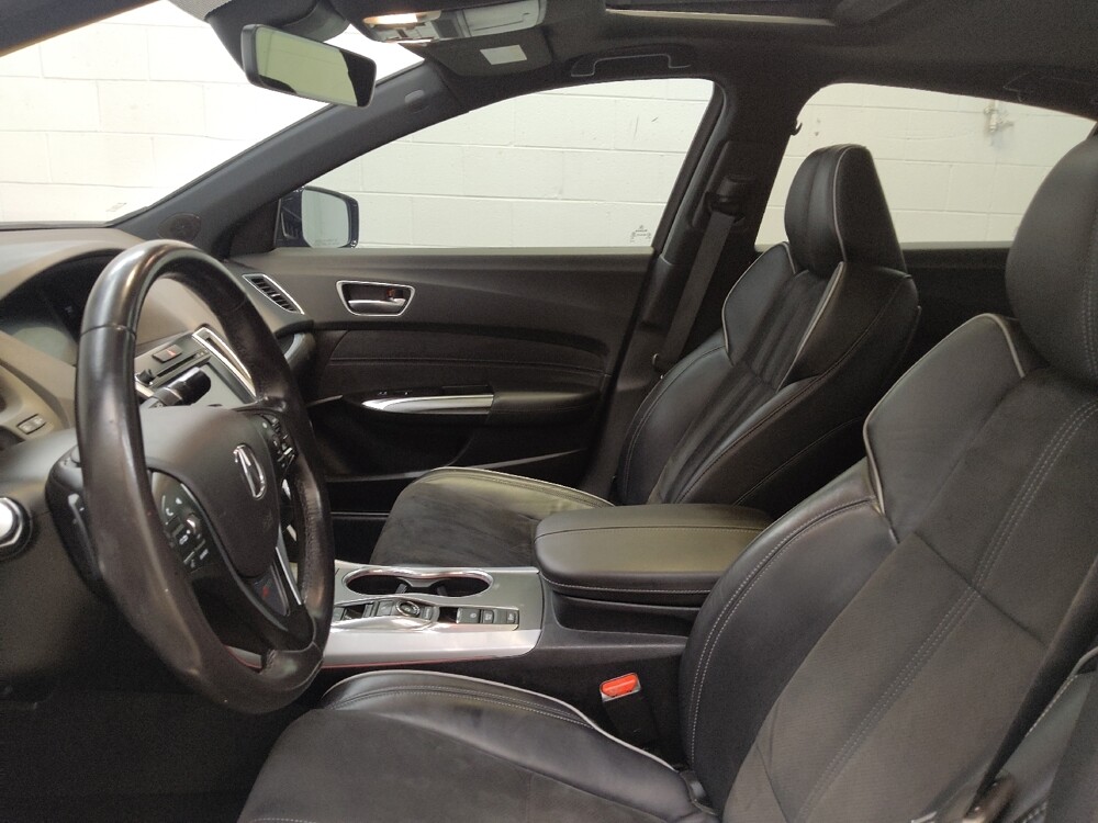 2019 Acura TLX in Fairfield, OH 45014 - 18133732 17