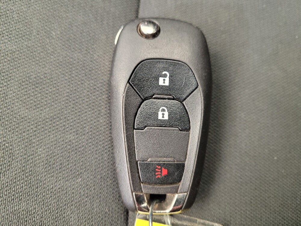 2020 Chevrolet Trax in Columbus, OH 43228 - 18133735 32