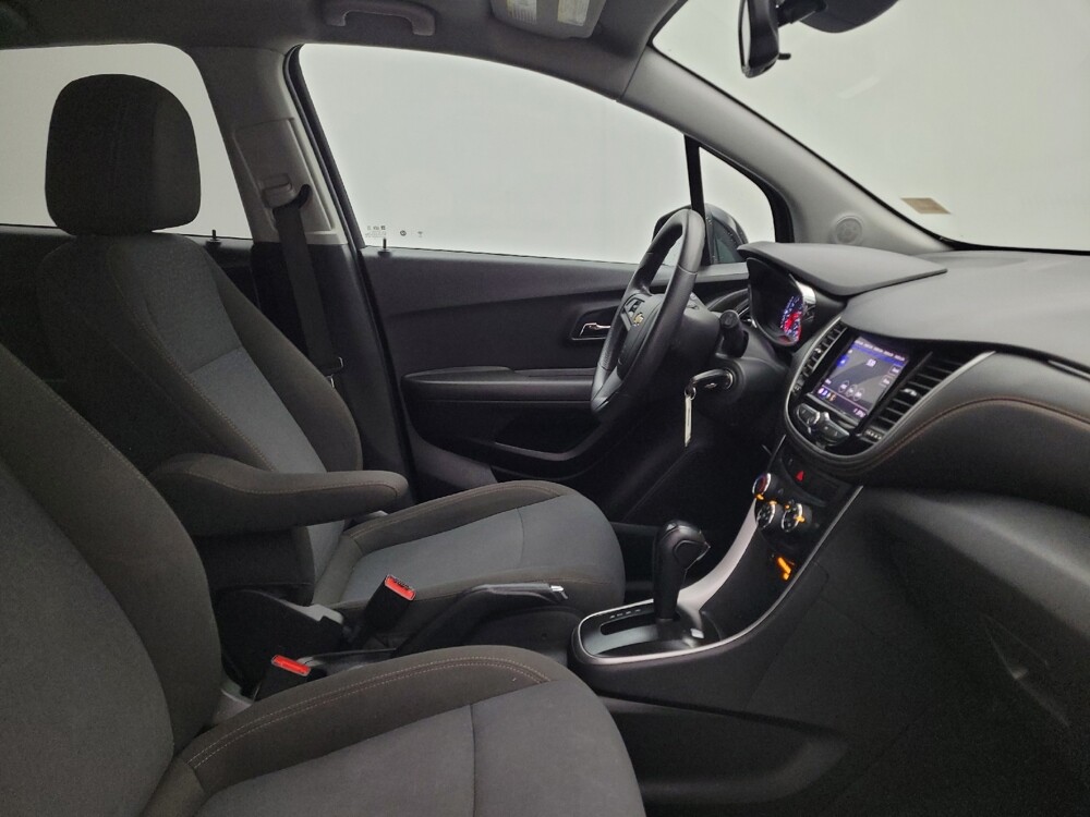 2020 Chevrolet Trax in Columbus, OH 43228 - 18133735 21