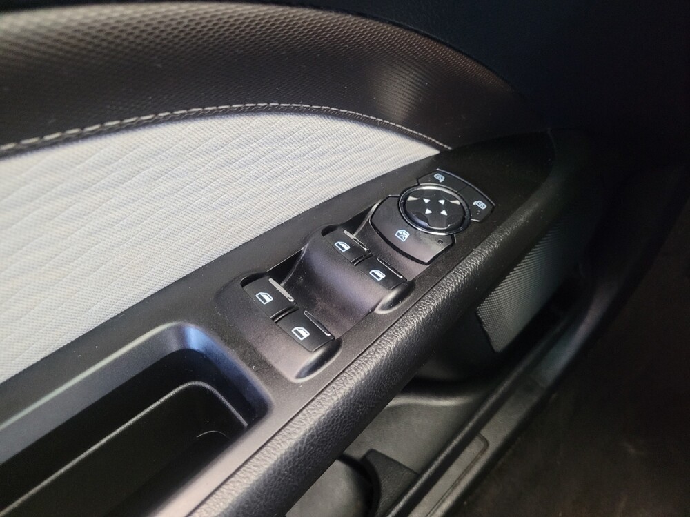 2019 Ford Fusion in Maple Heights, OH 44137 - 18133736 27