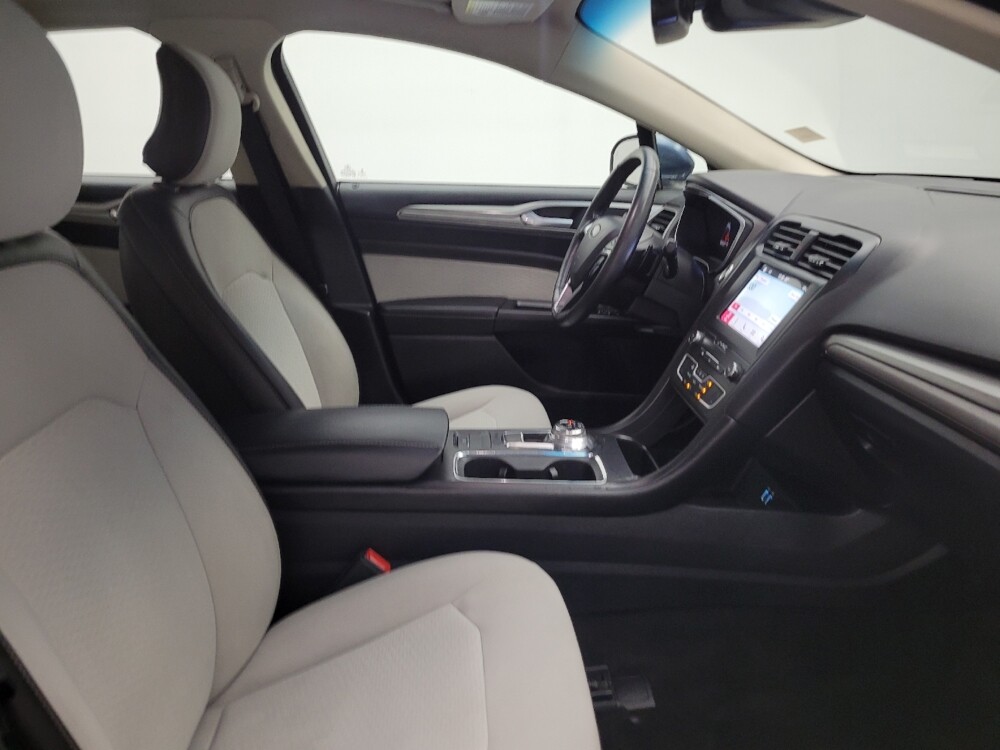 2019 Ford Fusion in Maple Heights, OH 44137 - 18133736 21