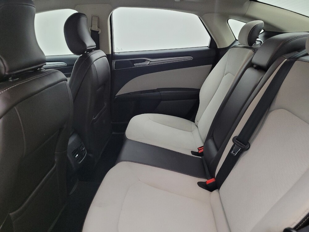 2019 Ford Fusion in Maple Heights, OH 44137 - 18133736 18