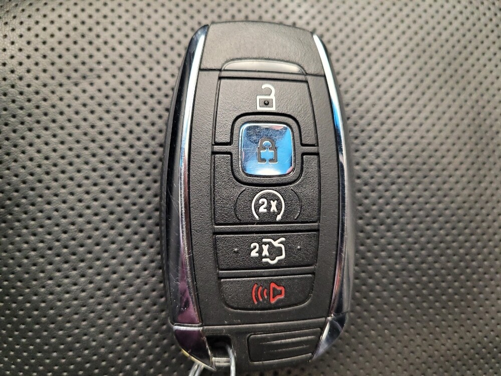 2018 Lincoln MKZ in Maple Heights, OH 44137 - 18133738 32