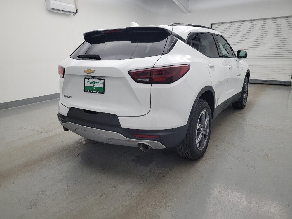 2024 Chevrolet Blazer in Columbus, OH 43228 - 18133739 9