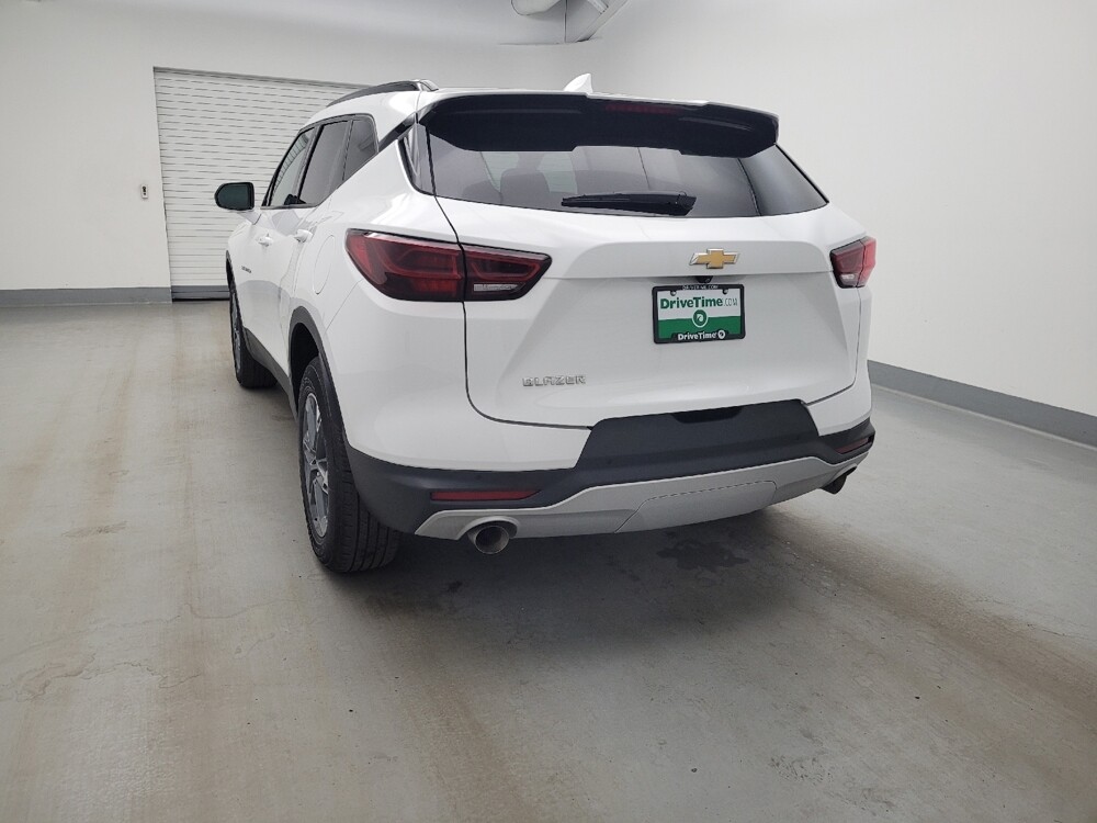 2024 Chevrolet Blazer in Columbus, OH 43228 - 18133739 6