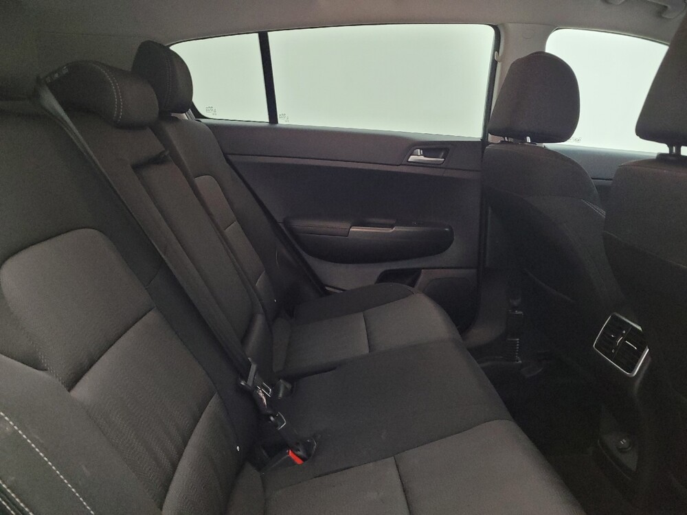 2021 Kia Sportage in Maple Heights, OH 44137 - 18133741 19