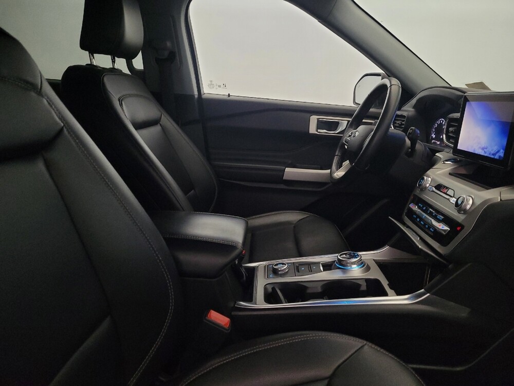 2021 Ford Explorer in Richmond, VA 23235 - 18133746 21