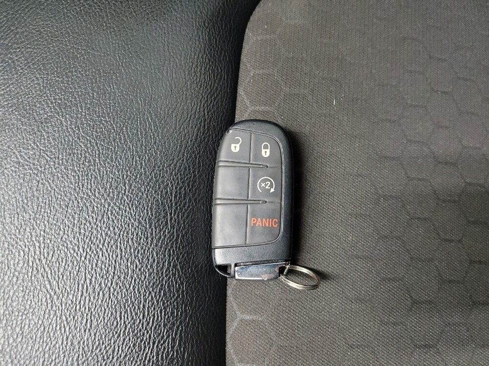 2020 Jeep Compass in Plymouth Meeting, PA 19462 - 18133751 32