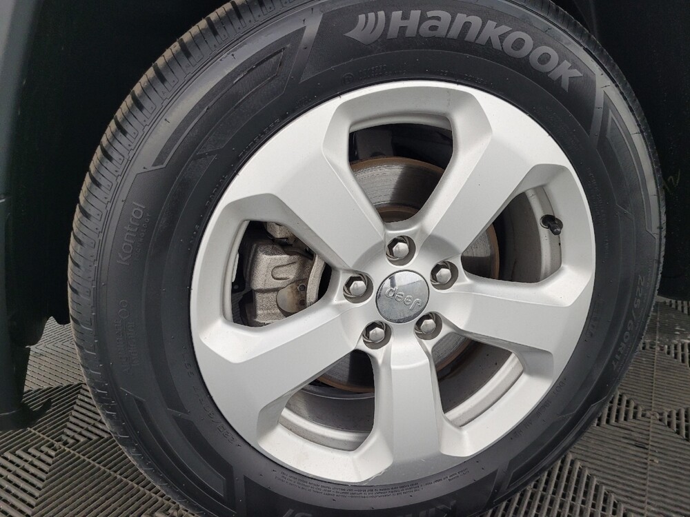 2020 Jeep Compass in Plymouth Meeting, PA 19462 - 18133751 31