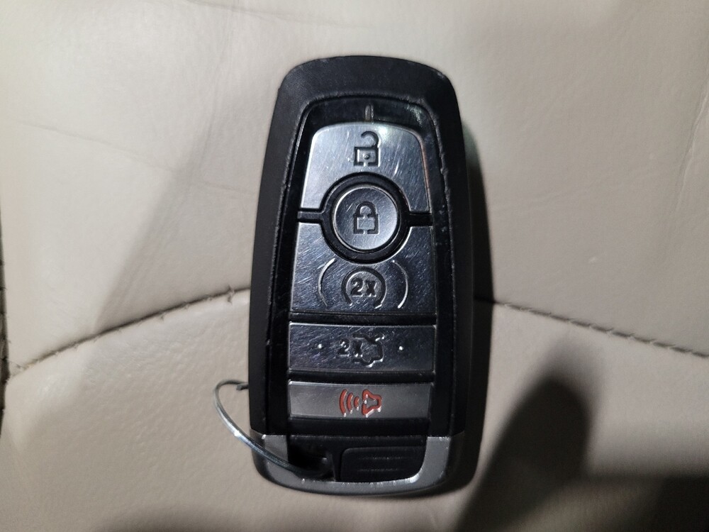 2018 Ford Explorer in Pittsburgh, PA 15236 - 18133752 32