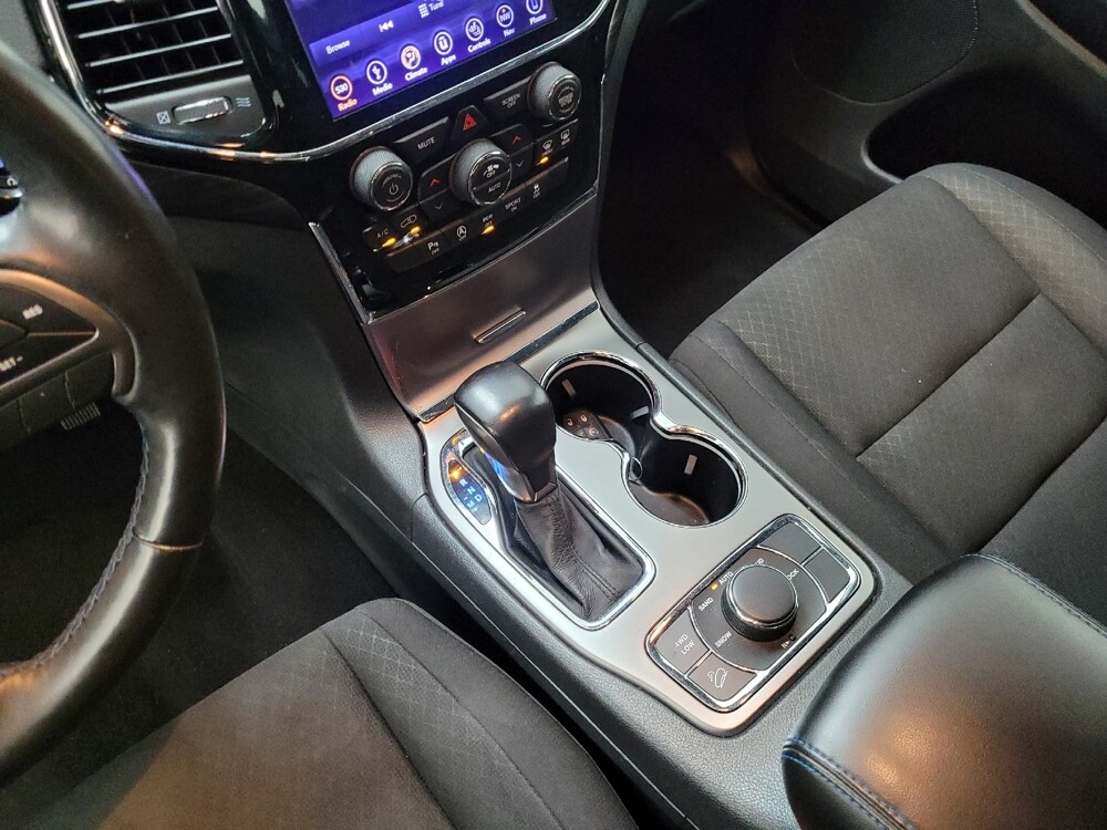 2019 Jeep Grand Cherokee in Plymouth Meeting, PA 19462 - 18133759 26