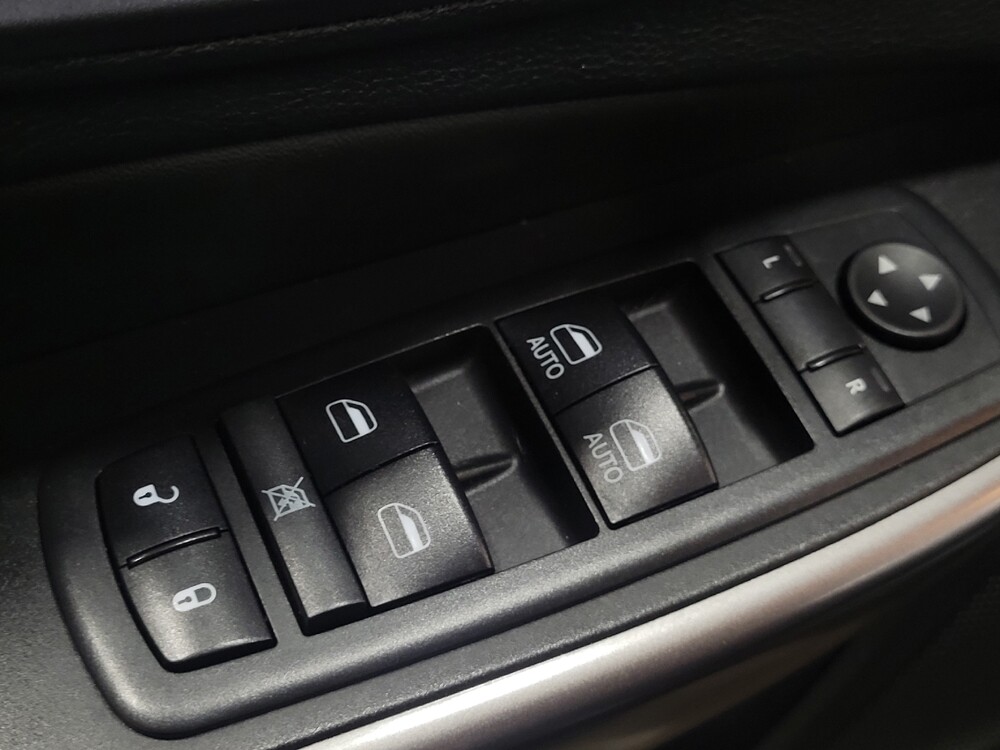 2019 Jeep Cherokee in Richmond, VA 23235 - 18133760 27