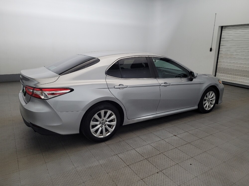 2018 Toyota Camry in Glen Burnie, MD 21061 - 18133761 10