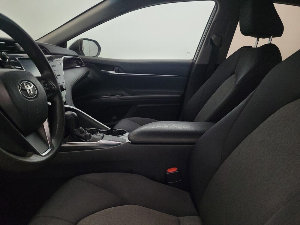 2018 Toyota Camry in Glen Burnie, MD 21061 - 18133761 17