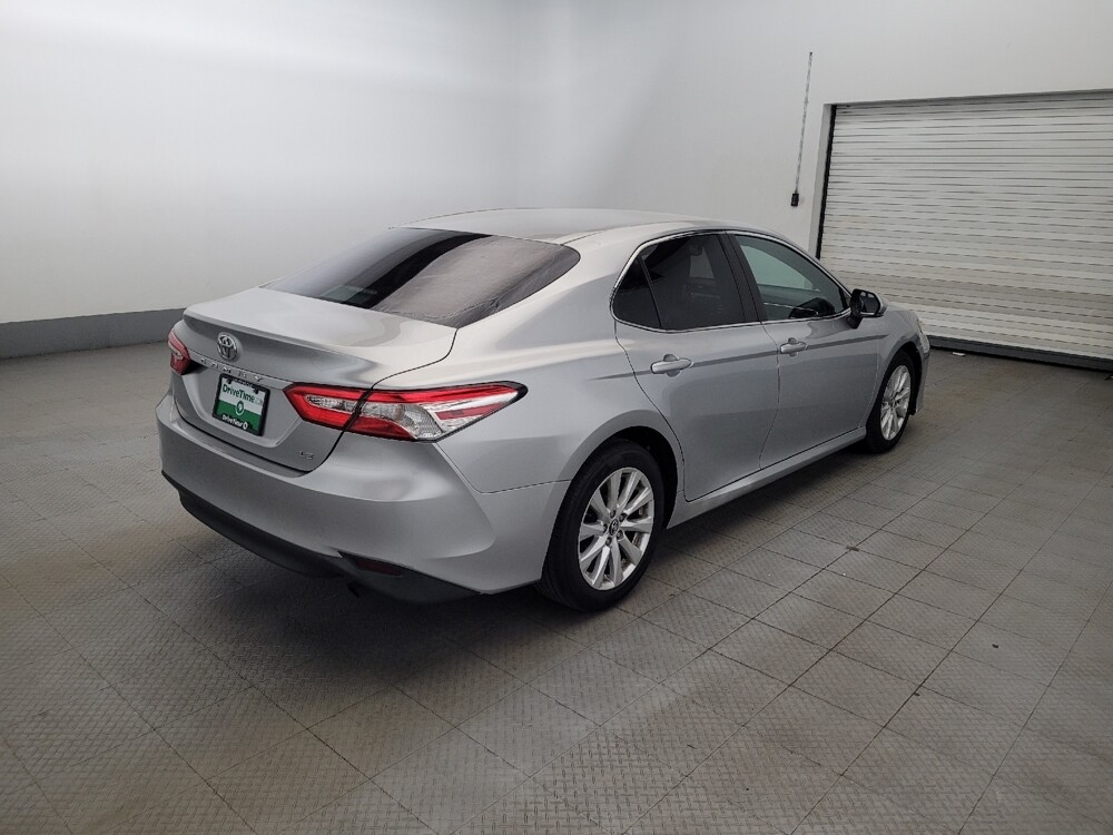 2018 Toyota Camry in Glen Burnie, MD 21061 - 18133761 9