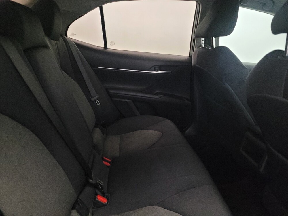 2018 Toyota Camry in Glen Burnie, MD 21061 - 18133761 19