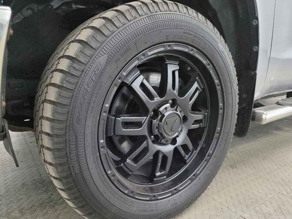 2014 Toyota Tundra in Pittsburgh, PA 15237 - 18133766 31