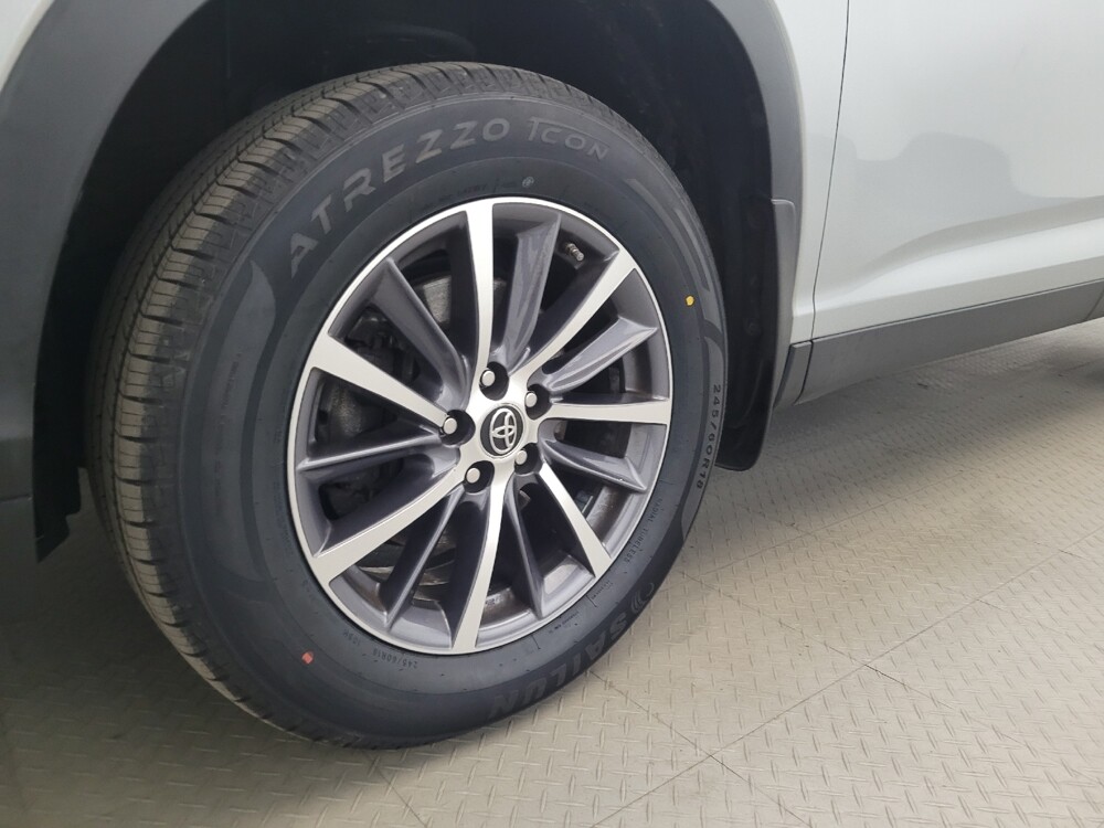 2019 Toyota Highlander in Chesapeake, VA 23320 - 18133774 31