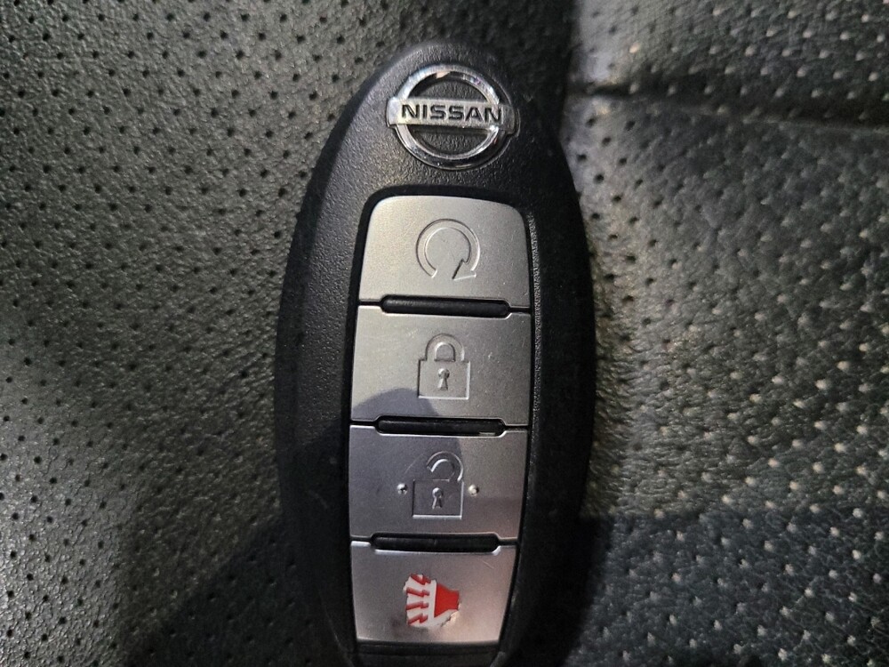 2018 Nissan Rogue Sport in Richmond, VA 23235 - 18133781 32