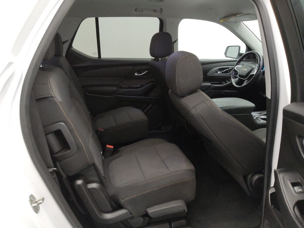 2019 Chevrolet Traverse in Topeka, KS 66611 - 18133788 19