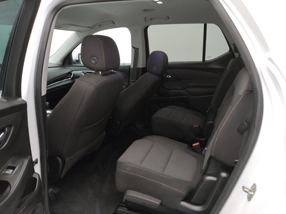 2019 Chevrolet Traverse in Topeka, KS 66611 - 18133788 18