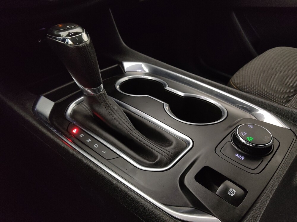 2019 Chevrolet Traverse in Topeka, KS 66611 - 18133788 26