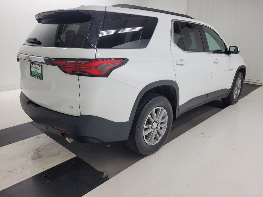 2023 Chevrolet Traverse in St. Louis, MO 63136 - 18133790 9