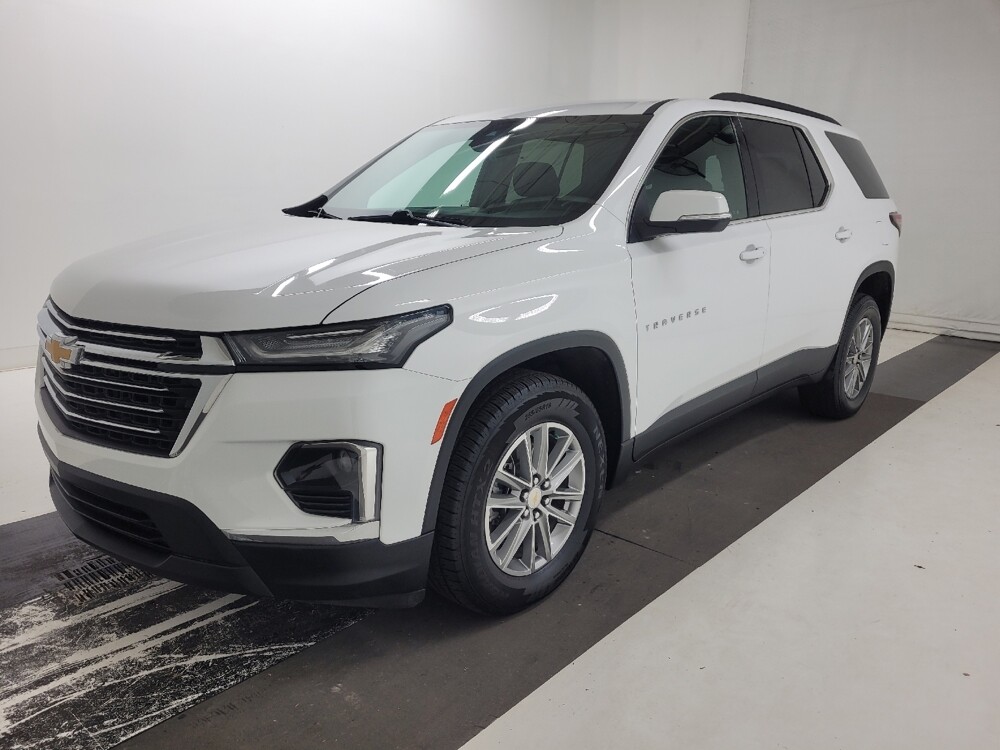 2023 Chevrolet Traverse in St. Louis, MO 63136 - 18133790 2