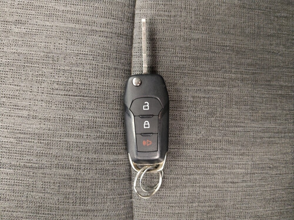 2021 Ford F150 in Topeka, KS 66611 - 18133792 32