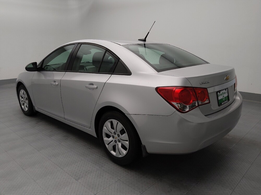 2014 Chevrolet Cruze in Topeka, KS 66611 - 18133793 3