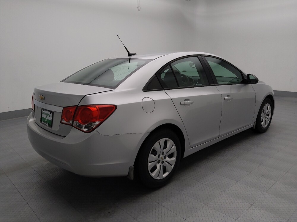 2014 Chevrolet Cruze in Topeka, KS 66611 - 18133793 10