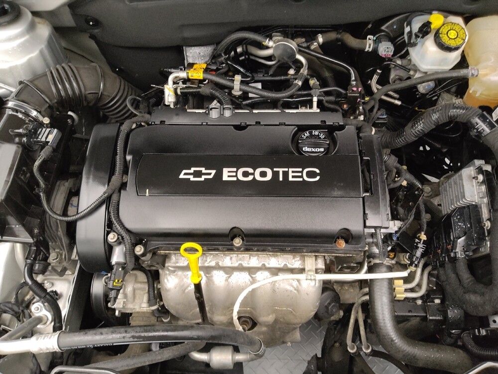 2014 Chevrolet Cruze in Topeka, KS 66611 - 18133793 30