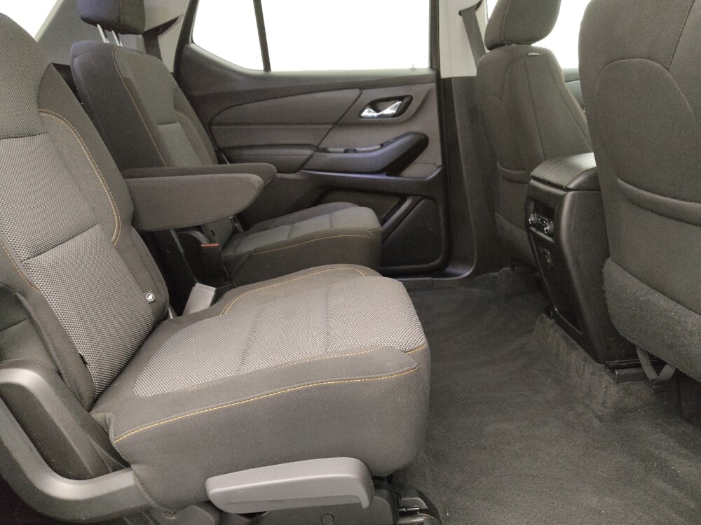 2019 Chevrolet Traverse in Wichita, KS 67207 - 18133794 19