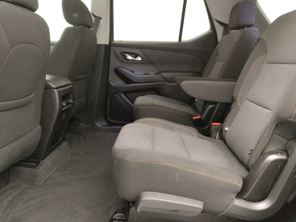 2019 Chevrolet Traverse in Wichita, KS 67207 - 18133794 18