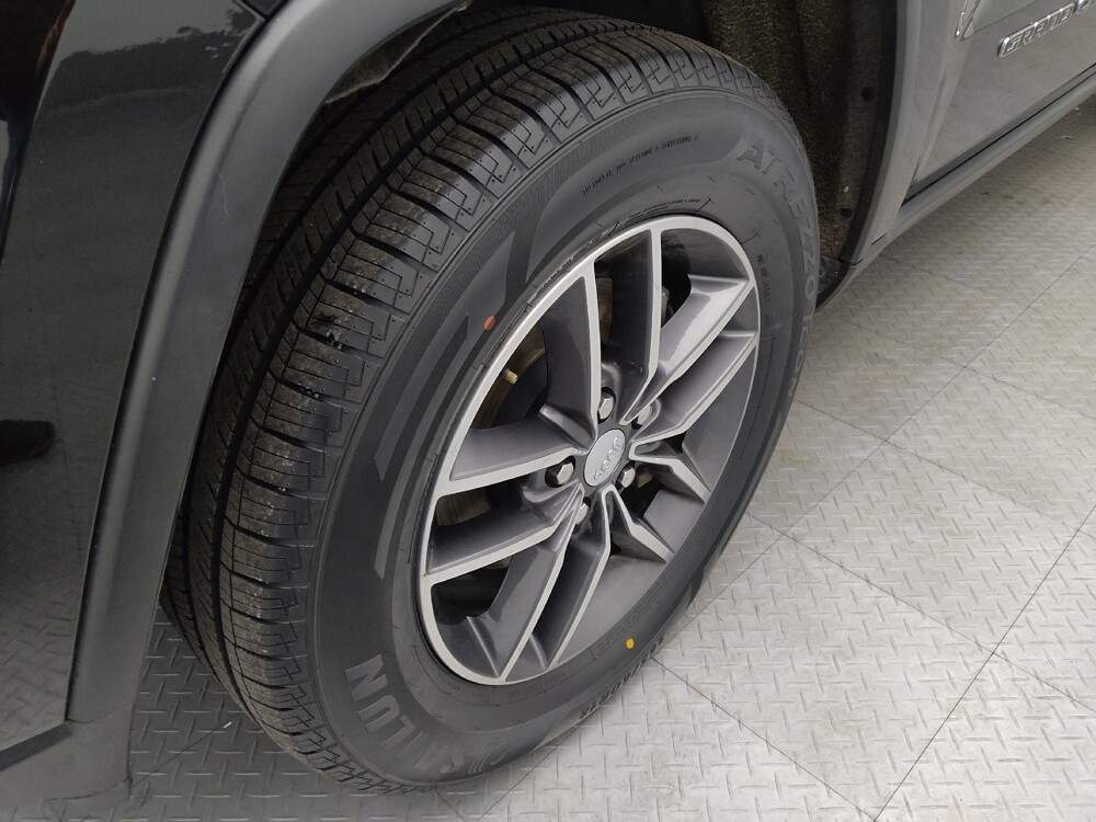 2018 Jeep Grand Cherokee in Topeka, KS 66611 - 18133795 31