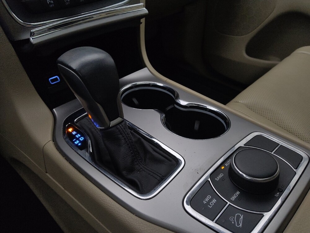 2018 Jeep Grand Cherokee in Topeka, KS 66611 - 18133795 26