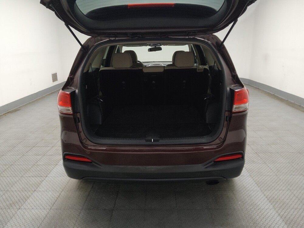 2018 Kia Sorento in Des Moines, IA 50310 - 18133796 29