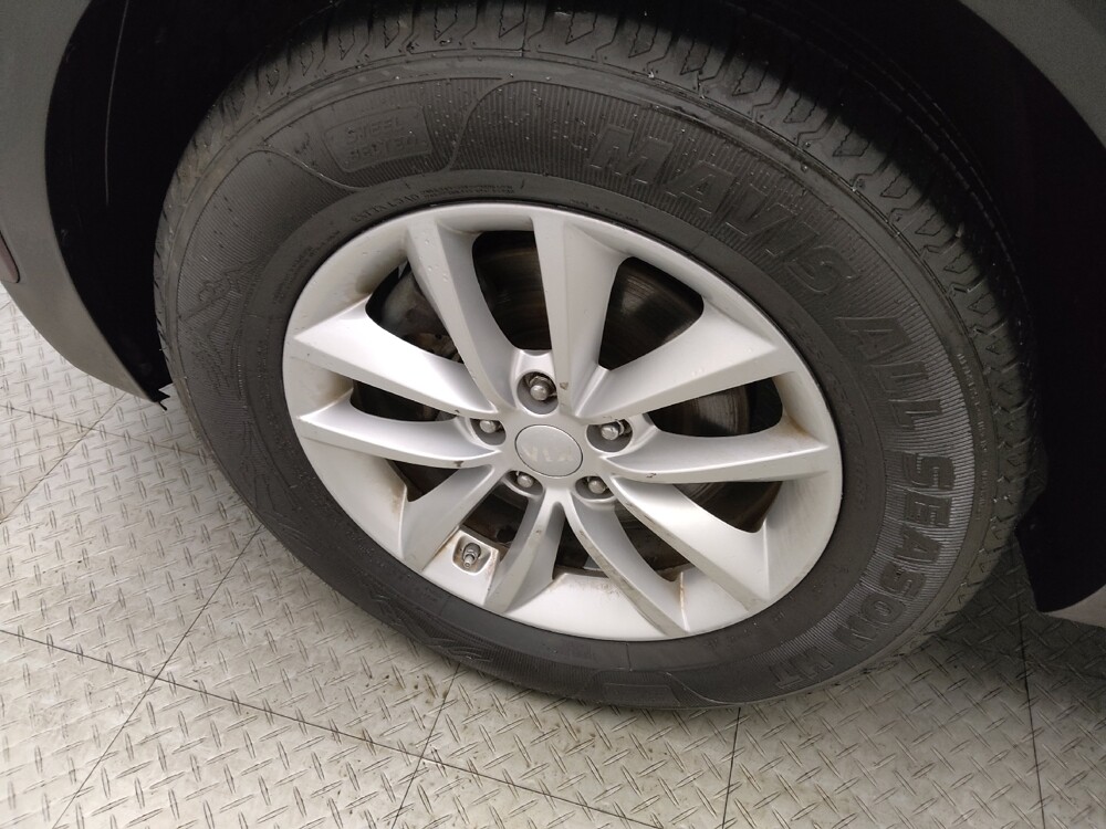 2018 Kia Sorento in Des Moines, IA 50310 - 18133796 31